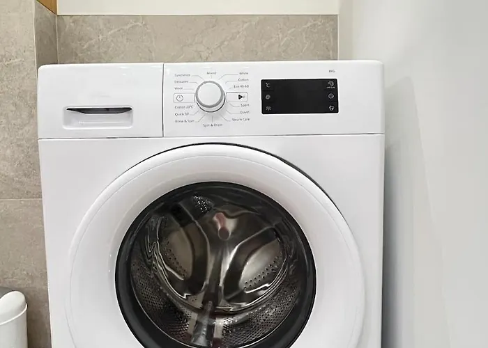 Carina Downtown Spot *