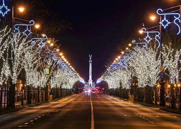 Carina Downtown Spot